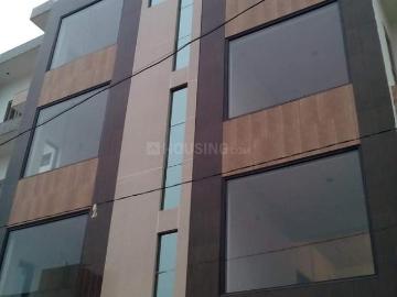 3 BHK Apartment in Janta Colony for rent Rohtak. The reference number is 10948495