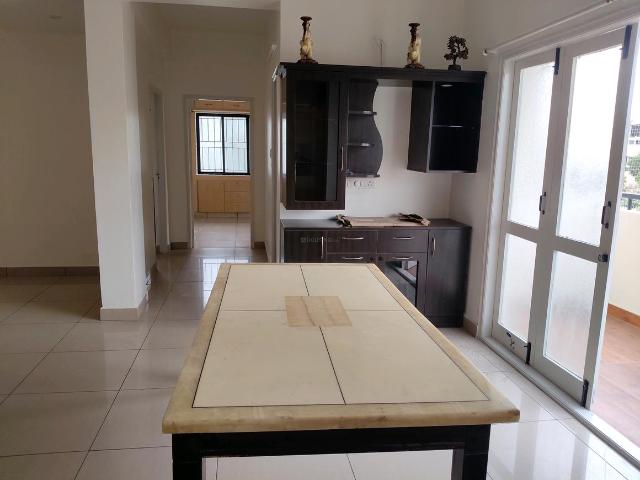 3 BHK Apartment in Jeevan Bima Nagar for rent Bengaluru. The reference number is 20585198