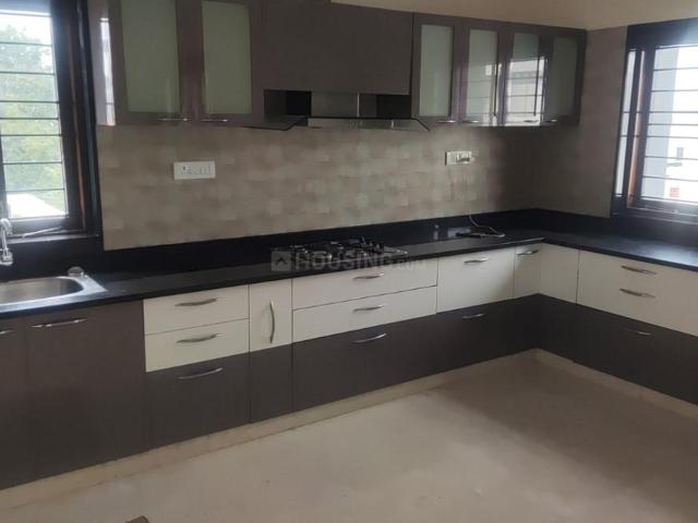 3 BHK Apartment in JP Nagar for rent Bengaluru. The reference number is 20047948
