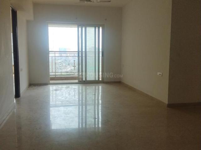3 BHK Apartment in Juhu for rent Mumbai. The reference number is 19516041