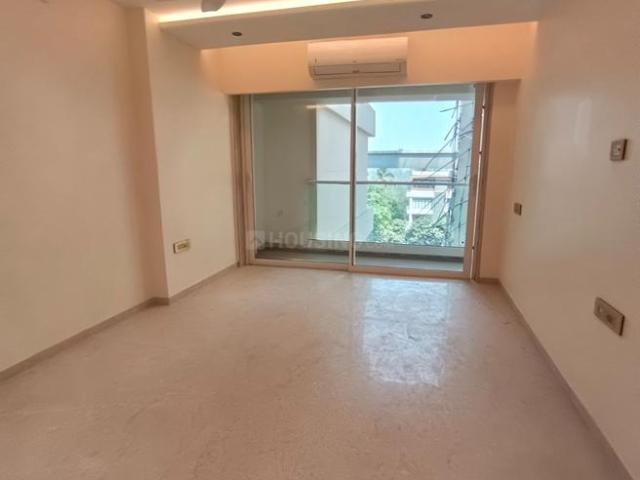 3 BHK Apartment in Juhu for rent Mumbai. The reference number is 19519675