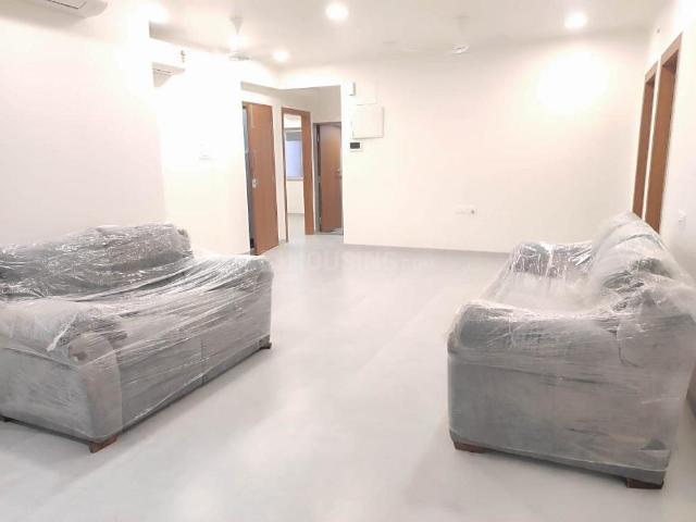 3 BHK Apartment in Juhu for rent Mumbai. The reference number is 20622889