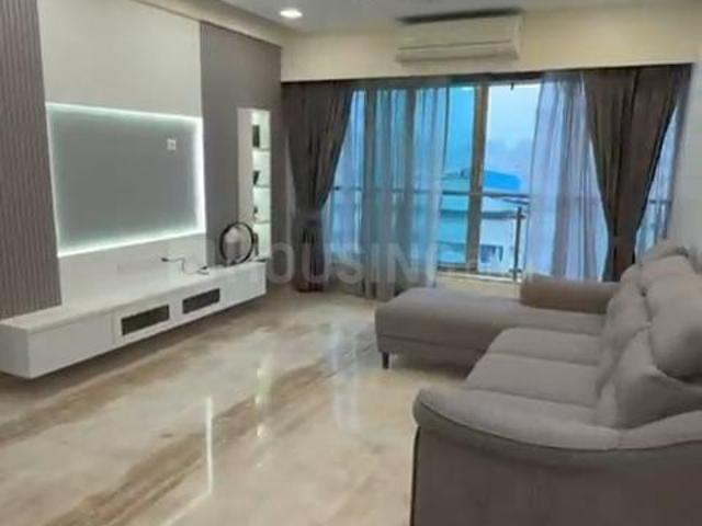 3 BHK Apartment in Juhu for rent Mumbai. The reference number is 20106271