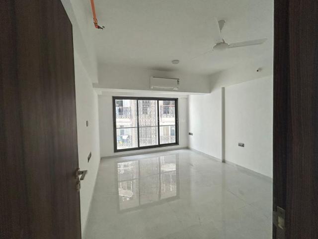 3 BHK Apartment in Juhu for rent Mumbai. The reference number is 20364682
