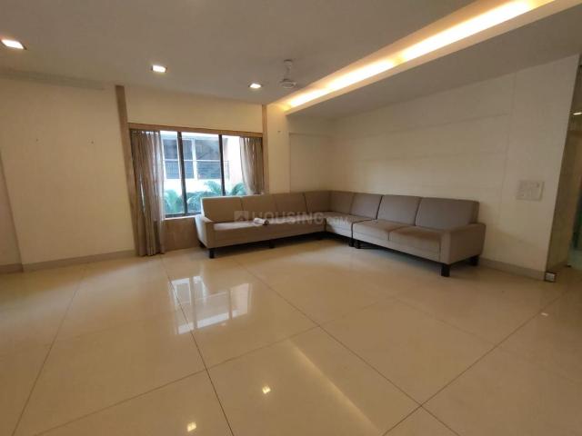 3 BHK Apartment in Juhu for rent Mumbai. The reference number is 21104354