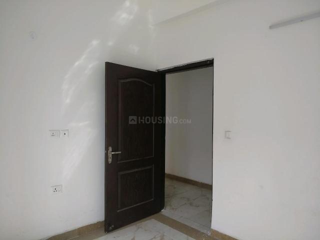3 BHK Apartment in Omega II for resale Greater Noida. The reference number is 21209519