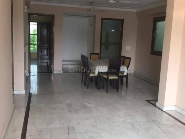 3 BHK Apartment in Omega IV for rent Greater Noida. The reference number is 21059356