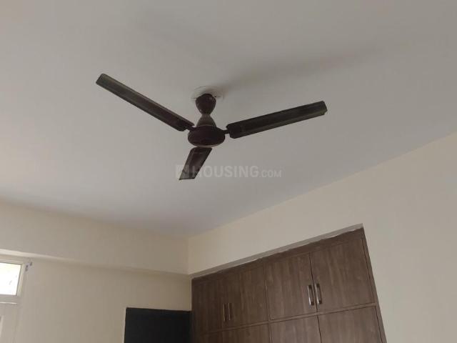 3 BHK Apartment in Omega IV for rent Greater Noida. The reference number is 21158133