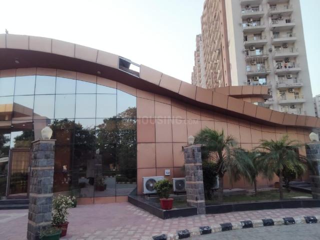 3 BHK Apartment in Omicron I for resale Greater Noida. The reference number is 21202869
