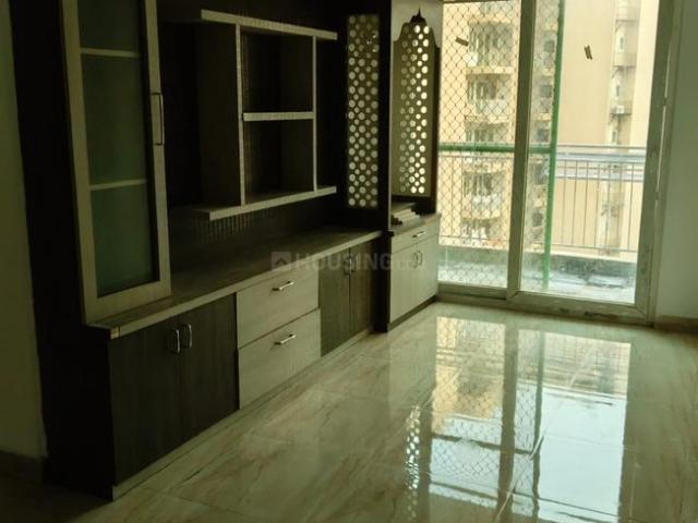 3 BHK Apartment in Omicron III for resale Greater Noida. The reference number is 21225582