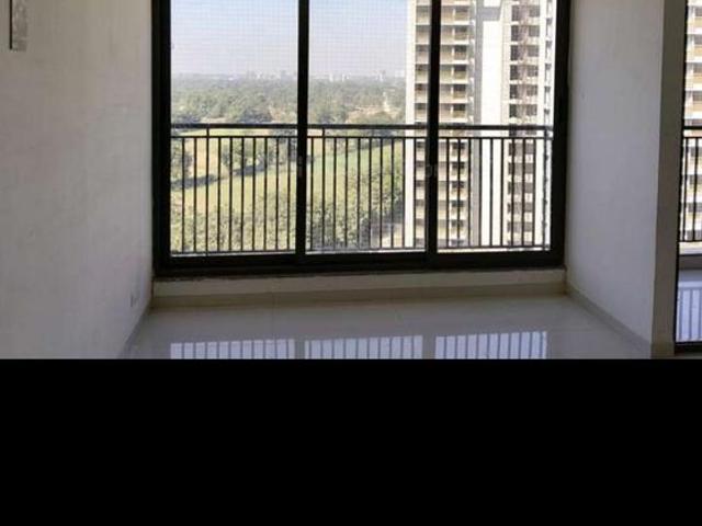 3 BHK Apartment in Ognaj for rent Ahmedabad. The reference number is 19376905