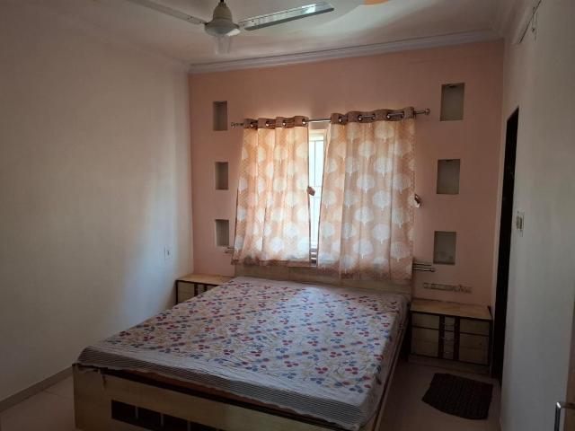 3 BHK Apartment in Old Padra Road for rent Vadodara. The reference number is 21024542