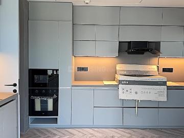 3 BHK Apartment in Lower Parel for rent Mumbai. The reference number is 18536256