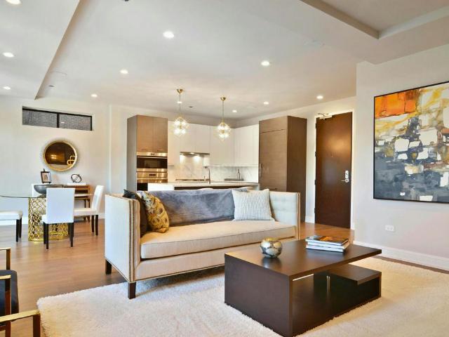3 BHK Apartment in Lower Parel for resale Mumbai. The reference number is 19519138