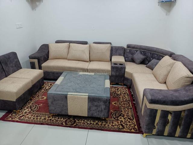 3 BHK Apartment in Lohgarh for rent Zirakpur. The reference number is 18728778