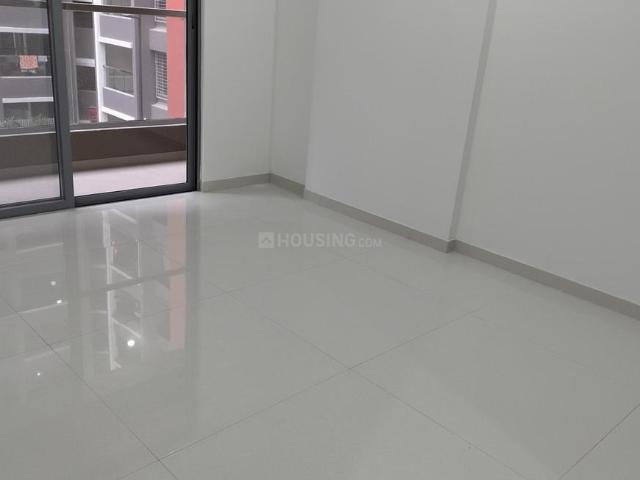 3 BHK Apartment in Lohegaon for rent Pune. The reference number is 20617374