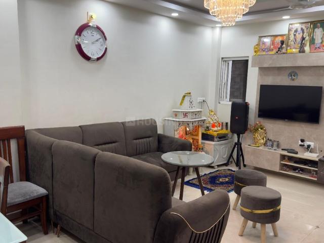3 BHK Apartment in Laxmi Nagar for resale New Delhi. The reference number is 18441825