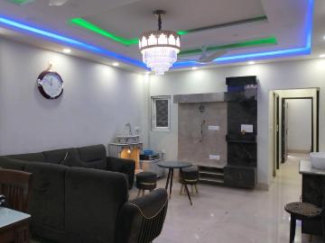 3 BHK Apartment in Laxmi Nagar for resale New Delhi. The reference number is 19751050