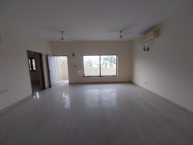 3 BHK Apartment in Lajpat Nagar for rent New Delhi. The reference number is 19789413