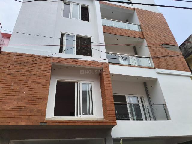 3 BHK Apartment in Lake Gardens for resale Kolkata. The reference number is 21033555