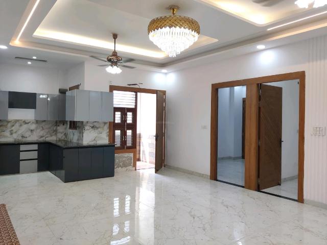 3 BHK Apartment in Lal Kuan for resale Ghaziabad. The reference number is 21085586