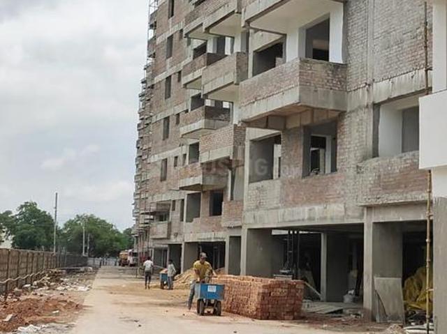 3 BHK Apartment in Lam for resale Guntur. The reference number is 18115484