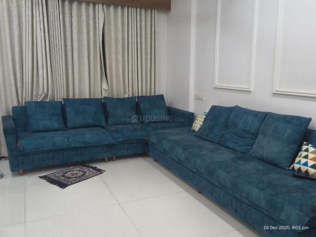 3 BHK Apartment in Motera for rent Ahmedabad. The reference number is 19714261