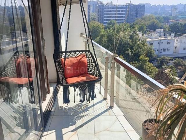 3 BHK Apartment in Motera for resale Ahmedabad. The reference number is 21286941