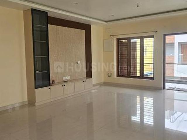 3 BHK Apartment in Mogappair East for rent Chennai. The reference number is 21117830