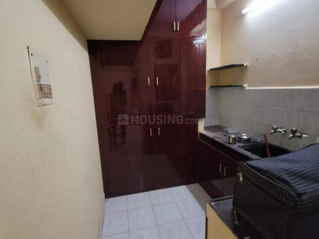 3 BHK Apartment in Moghalrajpuram for rent Vijayawada. The reference number is 14406228