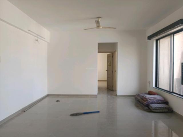 3 BHK Apartment in Mohammed Wadi for resale Pune. The reference number is 19064567