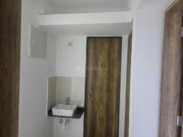 3 BHK Apartment in Mohammed Wadi for resale Pune. The reference number is 20419100
