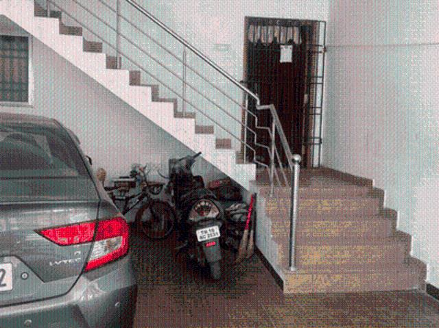 3 BHK Apartment in Moolakadai for rent Chennai. The reference number is 21050129