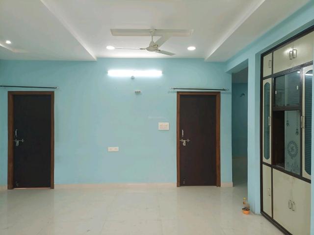 3 BHK Apartment in Moosapet for rent Hyderabad. The reference number is 19859622