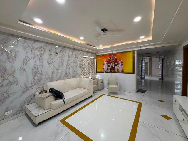 3 BHK Apartment in Moosapet for rent Hyderabad. The reference number is 20838052