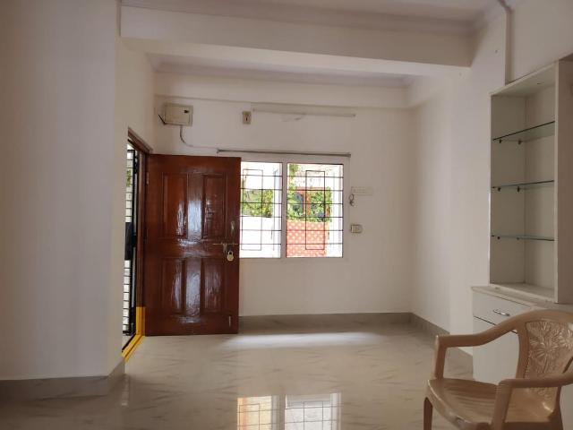 3 BHK Apartment in Moosapet for rent Hyderabad. The reference number is 21336675