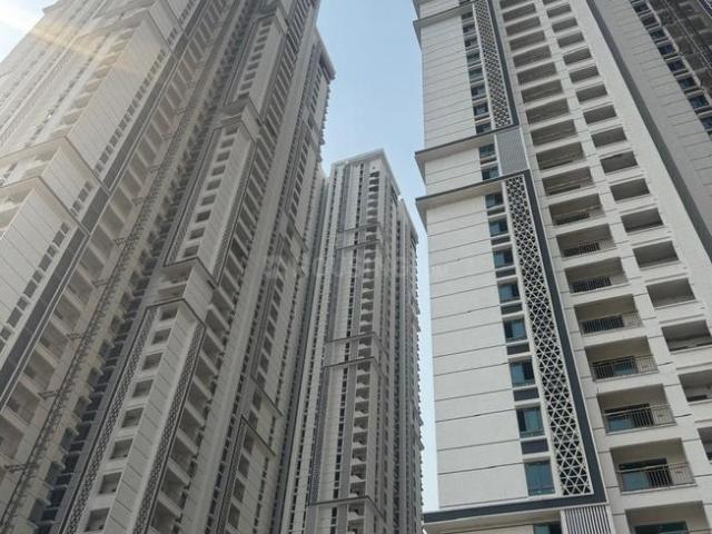3 BHK Apartment in Moosapet for resale Hyderabad. The reference number is 15112122