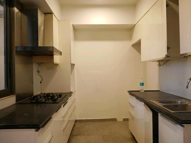 3 BHK Apartment in Matunga East for rent Mumbai. The reference number is 18838572