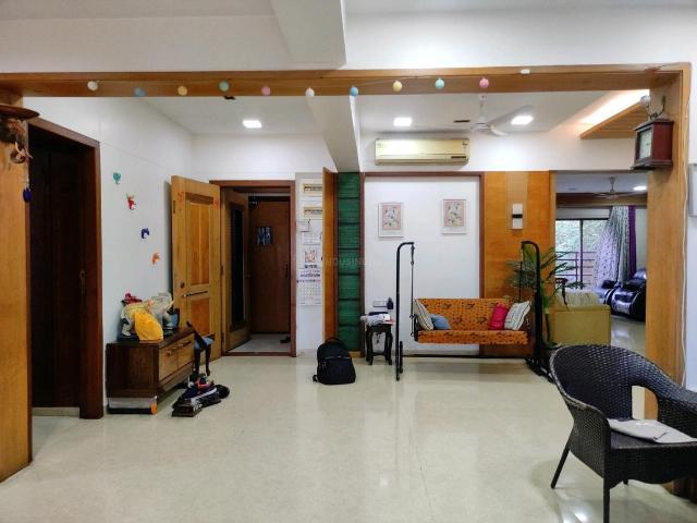 3 BHK Apartment in Matunga East for resale Mumbai. The reference number is 14434581