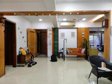 3 BHK Apartment in Matunga East for resale Mumbai. The reference number is 14434581