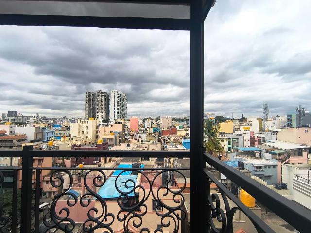 3 BHK Apartment in Mavalli for resale Bengaluru. The reference number is 20610387