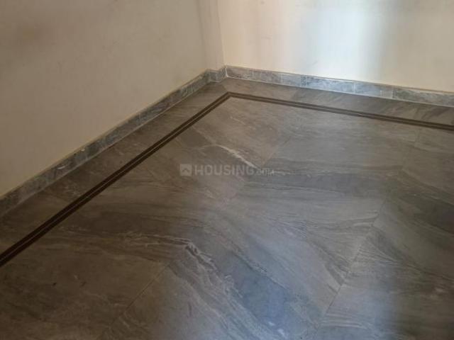 3 BHK Apartment in Mayur Vihar for resale New Delhi. The reference number is 12780861