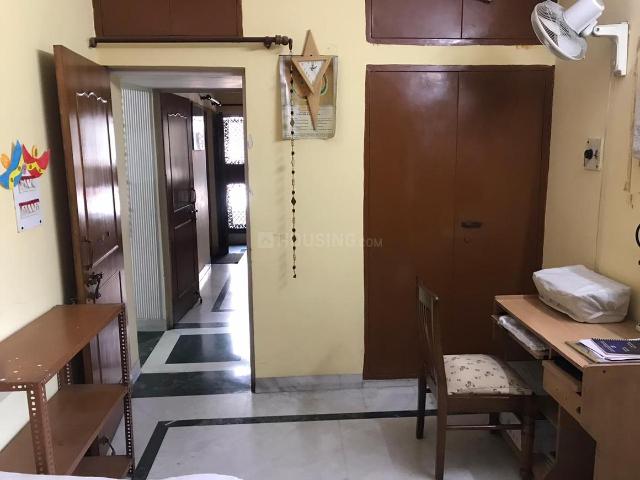 3 BHK Apartment in Mayur Vihar Phase 1 for rent New Delhi. The reference number is 20726039
