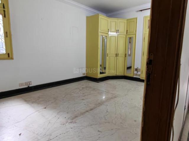 3 BHK Apartment in Mayur Vihar Phase 1 for rent New Delhi. The reference number is 20963912