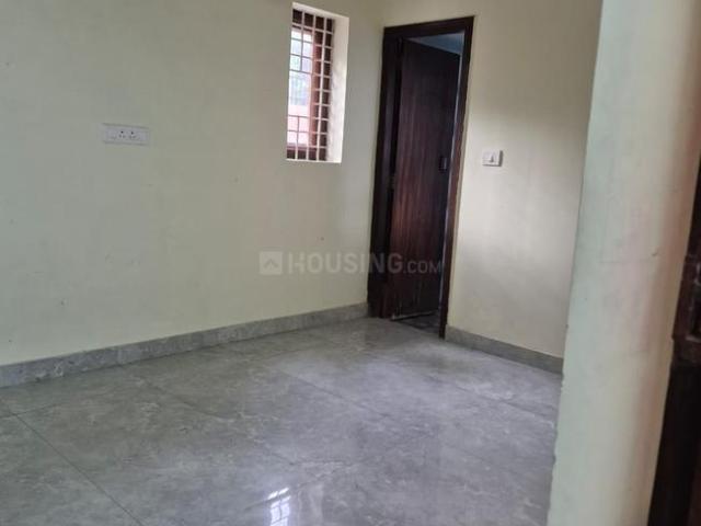 3 BHK Apartment in Mayur Vihar Phase 1 for resale New Delhi. The reference number is 20723204
