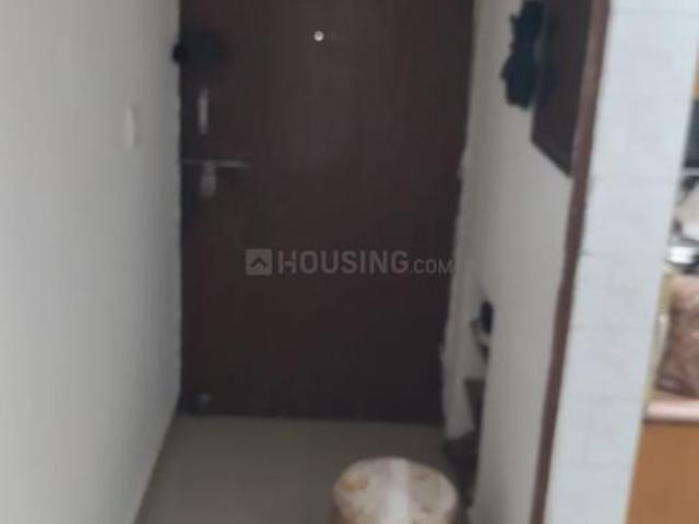 3 BHK Apartment in Mayur Vihar Phase 1 for resale New Delhi. The reference number is 21352410
