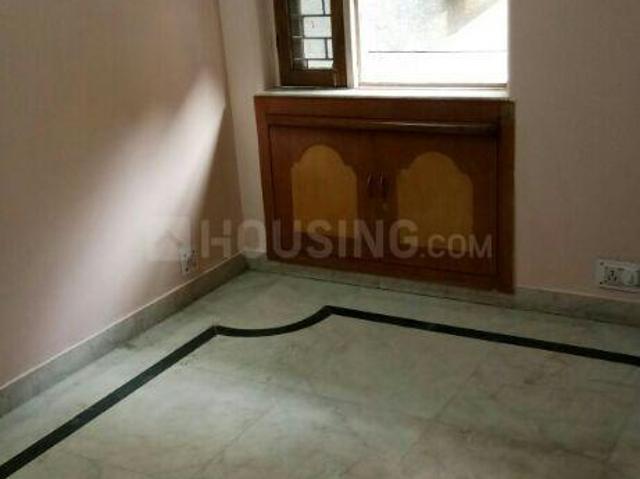 3 BHK Apartment in Mayur Vihar Phase 1 for resale New Delhi. The reference number is 3004078