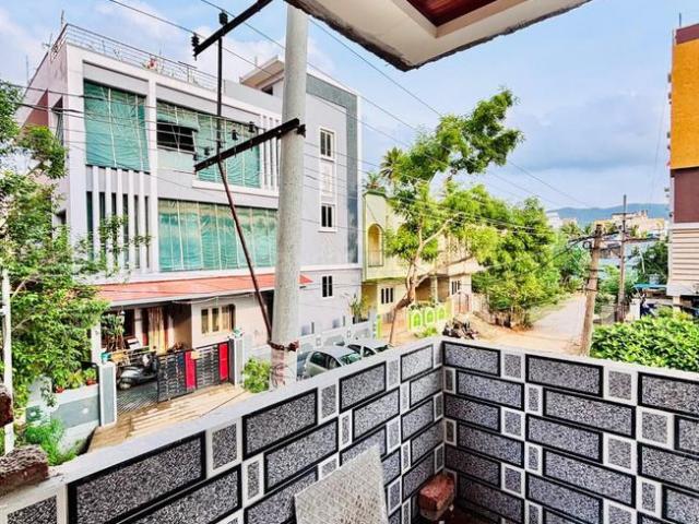 3 BHK Apartment in Madhavadhara for resale Visakhapatnam. The reference number is 20926466