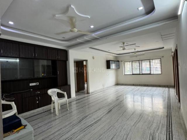 3 BHK Apartment in Madhapur for rent Hyderabad. The reference number is 15015276