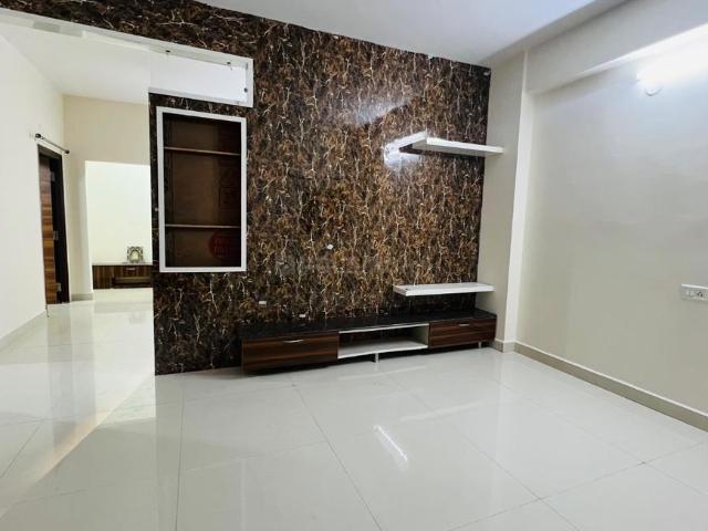 3 BHK Apartment in Madhapur for rent Hyderabad. The reference number is 16579892